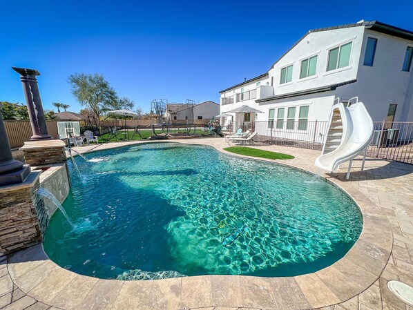 Alberca al aire libre