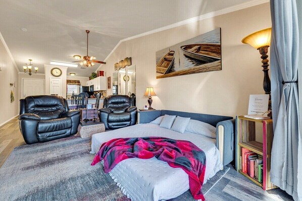 1 bedroom, iron/ironing board, free WiFi, bed sheets