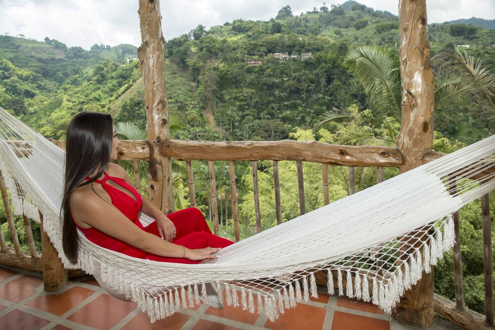 Hacienda Charrascal Coffe Farm