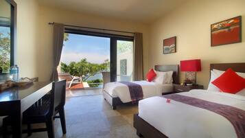 Deluxe Double or Twin Room | 2 bedrooms, in-room safe, blackout drapes, soundproofing