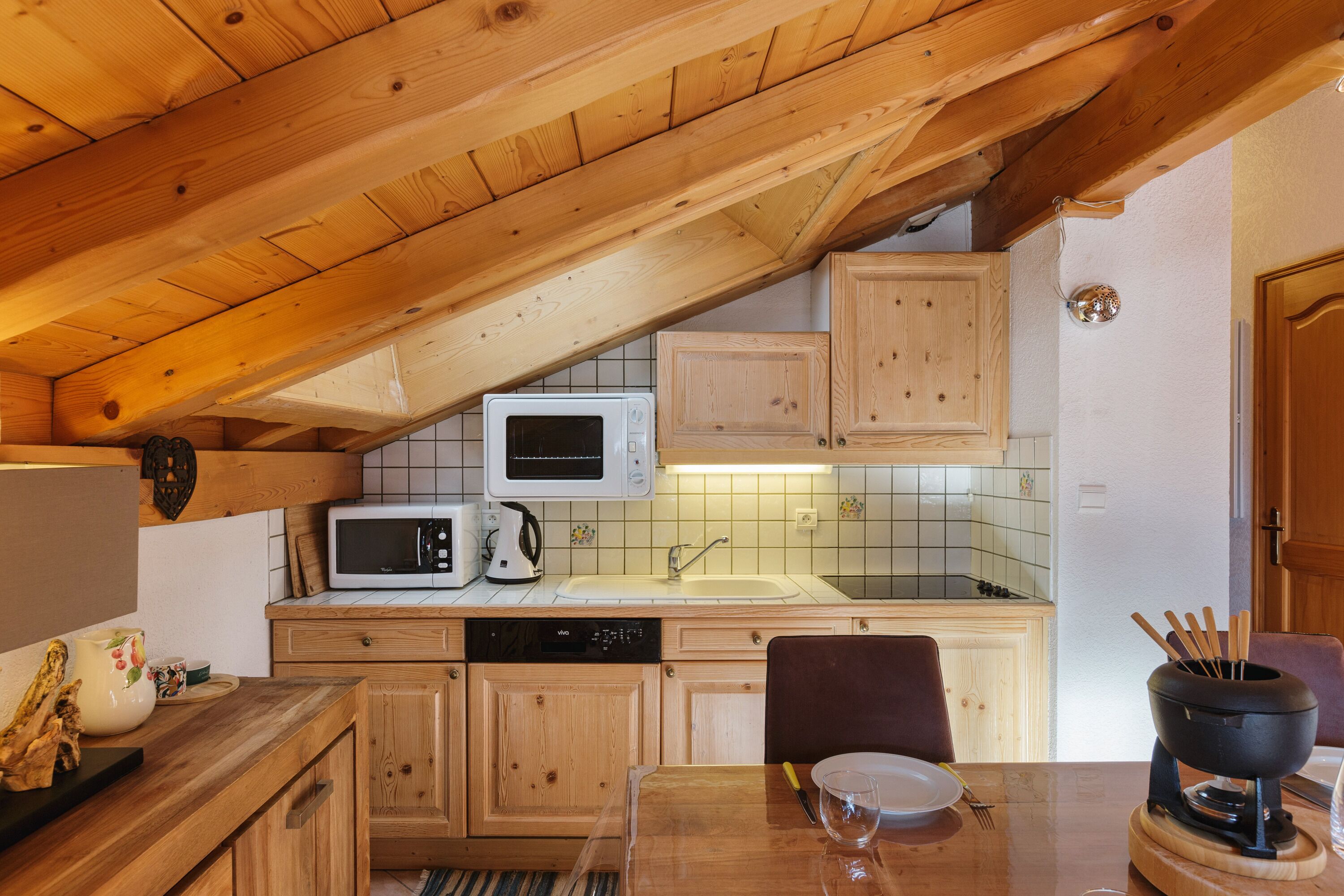 Refrigerador, horno, parrilla de estufa y lavavajillas 