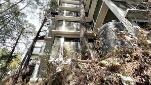 Mặt tiền nơi lưu trú