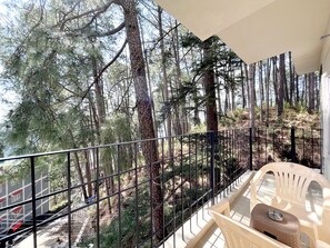 Balcony - Hill Songey by Dumnu Homes (Shimla)