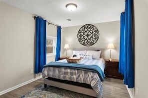 Atlanta 3BR: Stylish City Apartment