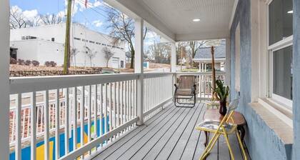 1087 Windsor
