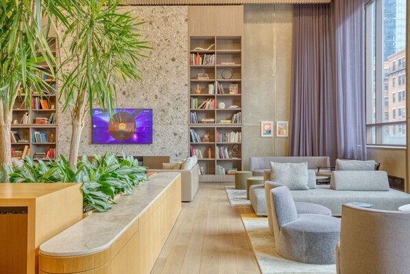 Interior - Trendy Midtown West 2BR w/ Doorman, Gym & W/D, nr Times Sq, by Blueground (Midtown)