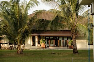 Fachada de la propiedad