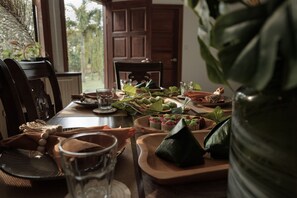 Villa Rainforest | Repas dans la chambre