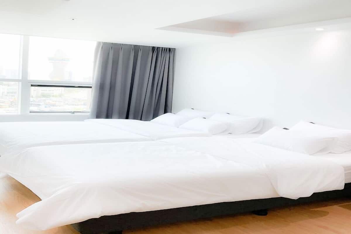 Deluxe Twin | 1 chambre, décoration personnalisée, ameublement personnalisé, Wi-Fi