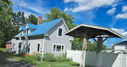Lovely 4 Br, Hillside Hideaway, Sled Access/ATV