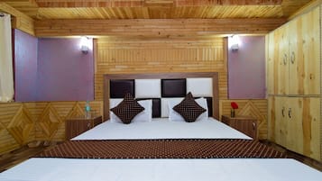 2 bedrooms, bed sheets