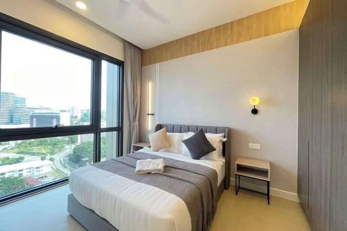 2 bedrooms, desk, laptop workspace, iron/ironing board
