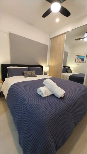 3 chambres, bureau, fer et planche à repasser, Wi-Fi gratuit