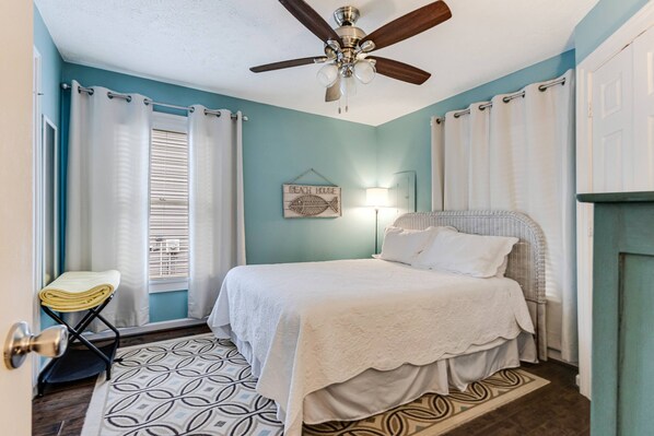 4 habitaciones, escritorio, tabla de planchar con plancha y wifi gratis 