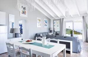 Villa | 3 bedrooms - Juniper House - Charming 3 bed Villa With sea View (Paxos)