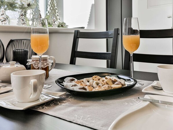 Apartment | Dining - Inviting Apartment in Inzing With Garden (Inzing)