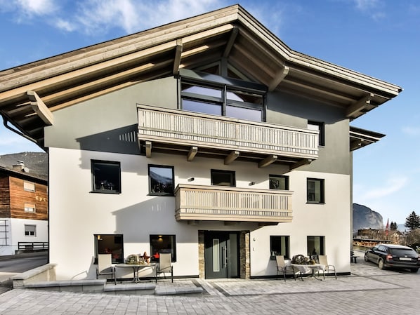 Apartment | Exterior