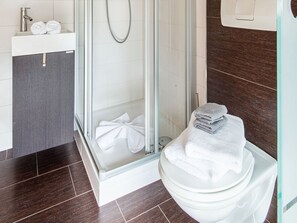 Apartment | Bathroom
