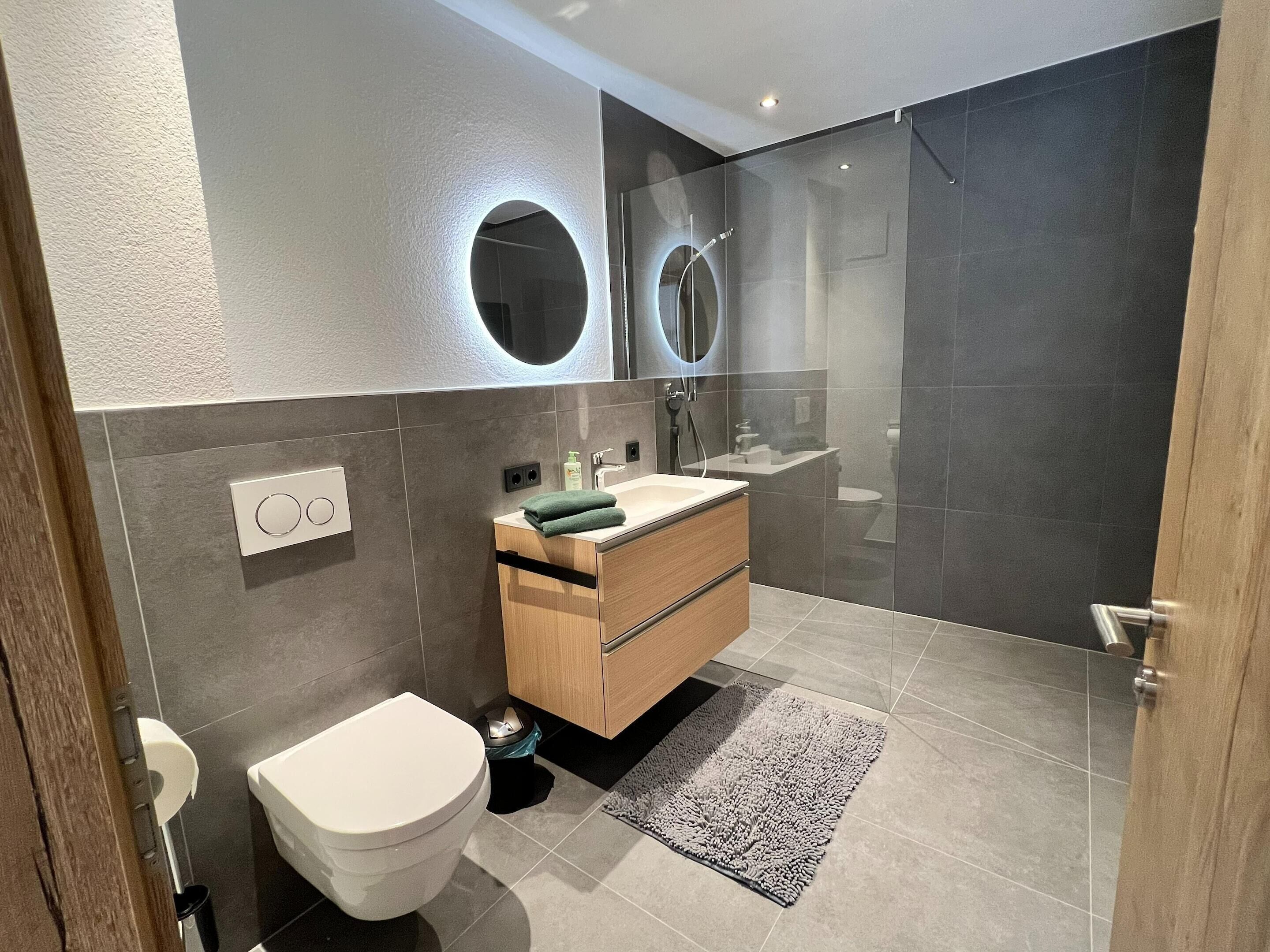 Apartment | Badezimmer