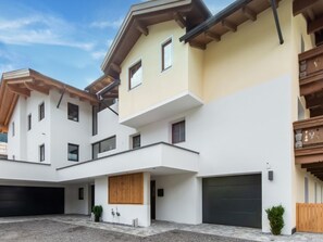 Apartment | Exterior - Apartment in Umhausen With Garden and Barbecue (Umhausen)