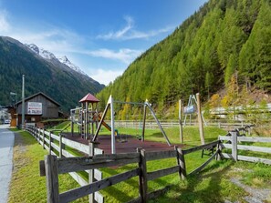 Apartment | Garden - Apartment Zwieselstein Near Ski Slopes (Soelden)
