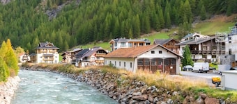 Apartment Zwieselstein Near Ski Slopes