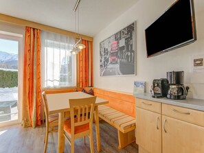 Apartment | Dining - Apartment in Fiss in Tyrol (Fiss)