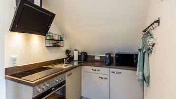 Apartment | Private kitchen | Electric kettle