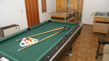 Apartment | Game room