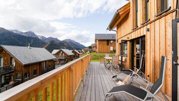 Chalet | Balcony