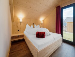 Chalet | 4 slaapkamers, individueel gemeubileerd