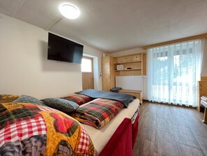 Casa | 2 camere, con arredamento individuale, lenzuola