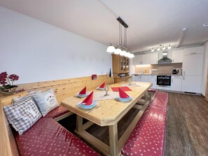 House | Dining - Alpine House in Prebl Near Klippitztorl Ski Area (Wolfsberg)