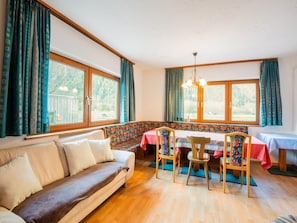 House | Living room