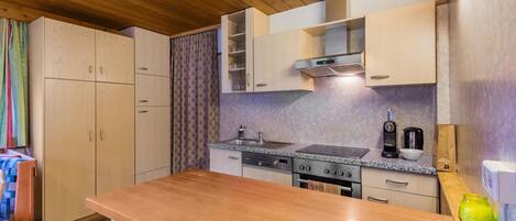 Rumah | Dapur pribadi | Kursi makan untuk bayi