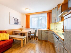 Apartment | Private kitchen | Stovetop - Apartment in Serfaus-fiss-ladis (Ladis)
