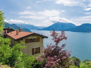 House - Apartment 703 by Interhome (Bellano)
