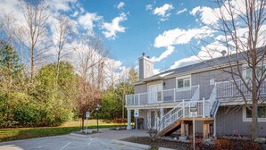 Exterior - The Nordic - Central Collingwood Condo (Collingwood)