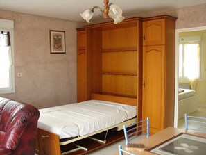 1 chambre, Wi-Fi gratuit, draps fournis