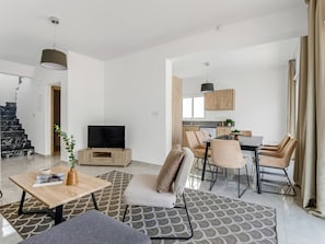 Villa, 4 Bedrooms, Private Pool, Pool View | Room amenity - Sanders White Mountains - Cozy Villa With Pool (Tremithousa)