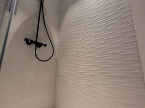 Apartamento | Banheiro | Chuveiro 