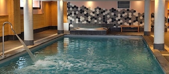 Comfortable 59 m² apartment, fiber, residential. Deneb with swimming pool, sauna, gym