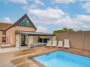 House | Pool | Indoor pool, outdoor pool - Lush Holiday Home in Vlaanderen With Private Pool (Lennik)