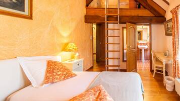 4 chambres, ameublement personnalisé, draps fournis