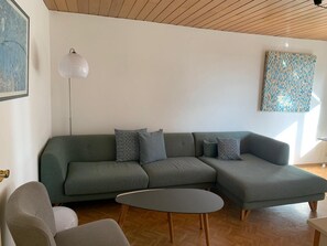 Apartment | Living room