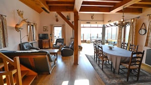 House | Dining - Holiday Home in Noiseux With BBQ Terrace (Somme-Leuze)