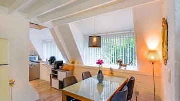 Chalet | Dining