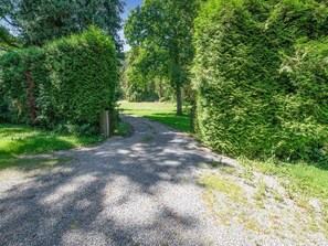 House | Reception - Castle in Ferrieres With Pond Garden (Ferrieres)