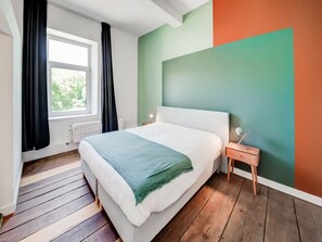 House | 10 bedrooms, iron/ironing board, bed sheets - Castle in Ferrieres With Pond Garden (Ferrieres)