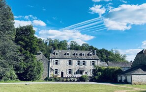 House | Exterior - Castle in Ferrieres With Pond Garden (Ferrieres)